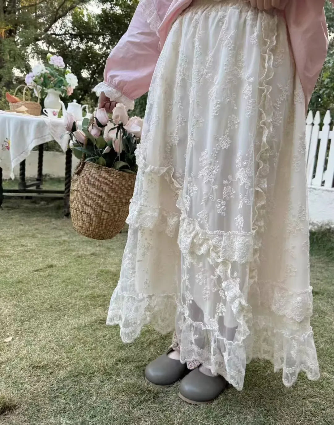 Lace Embroidery Skirts Women Vintage Pleated A-Line Skirt
