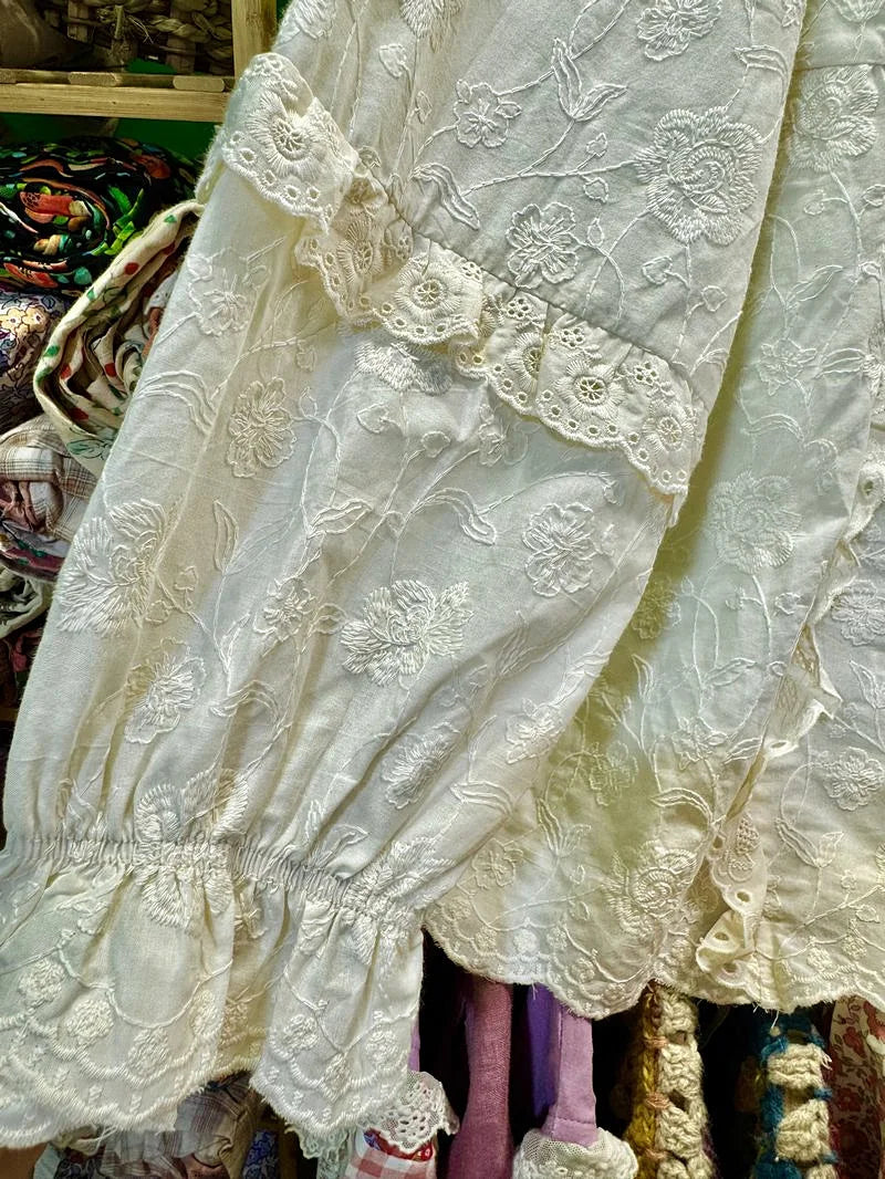 Retro Chic Pleated Lace Blouse