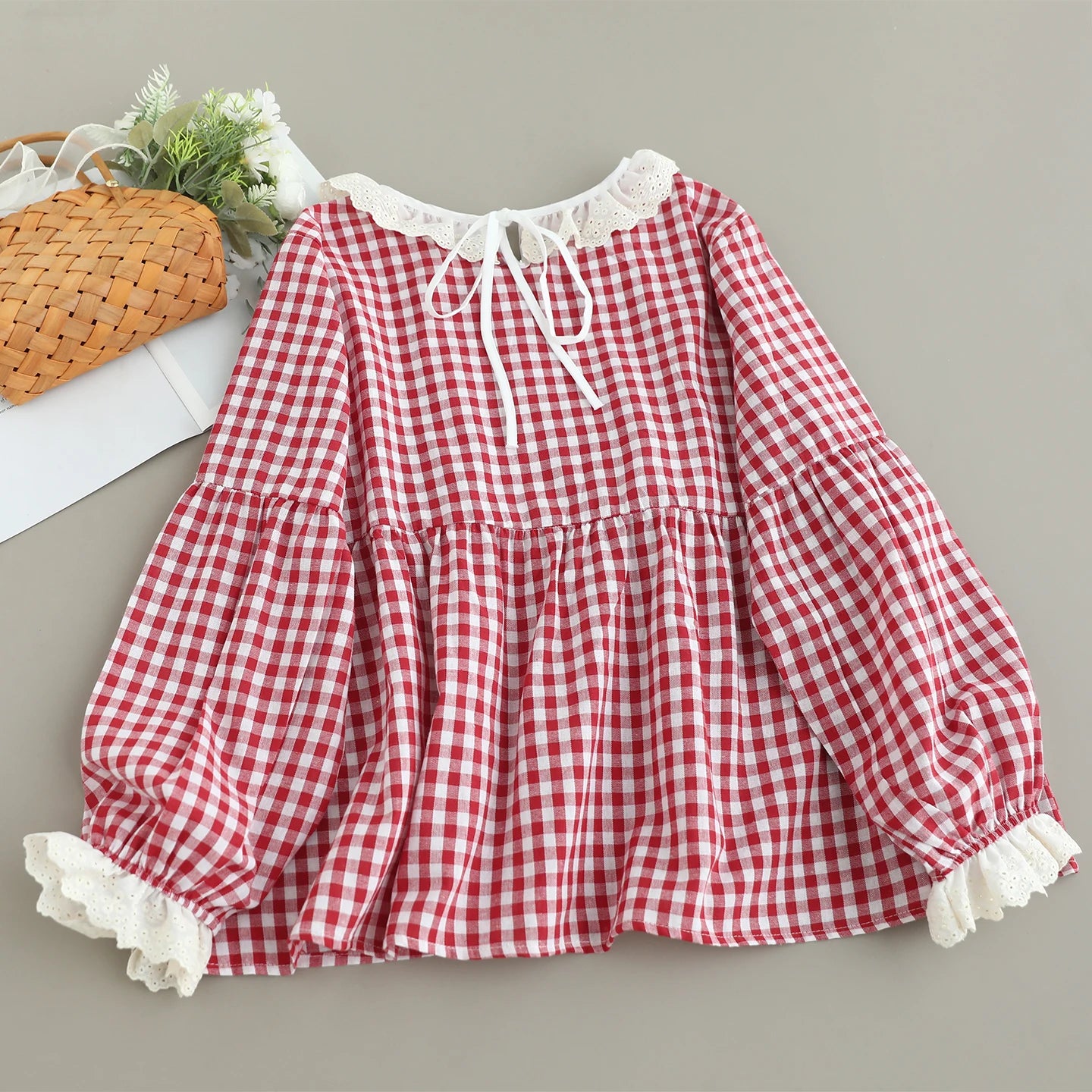 Japanese Sweet Mori Girl Vintage Plaid Lace Patchwork Cotton Shirts Women Autumn O-Neck Long Sleeve Casual Loose Blouse Tops