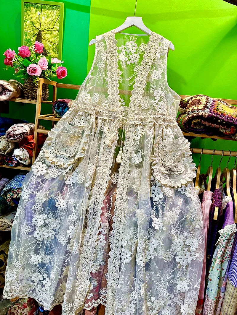 Vintage Ruffled Lace Transparent Sleeveless Long Dress Victorian Midi Dress
