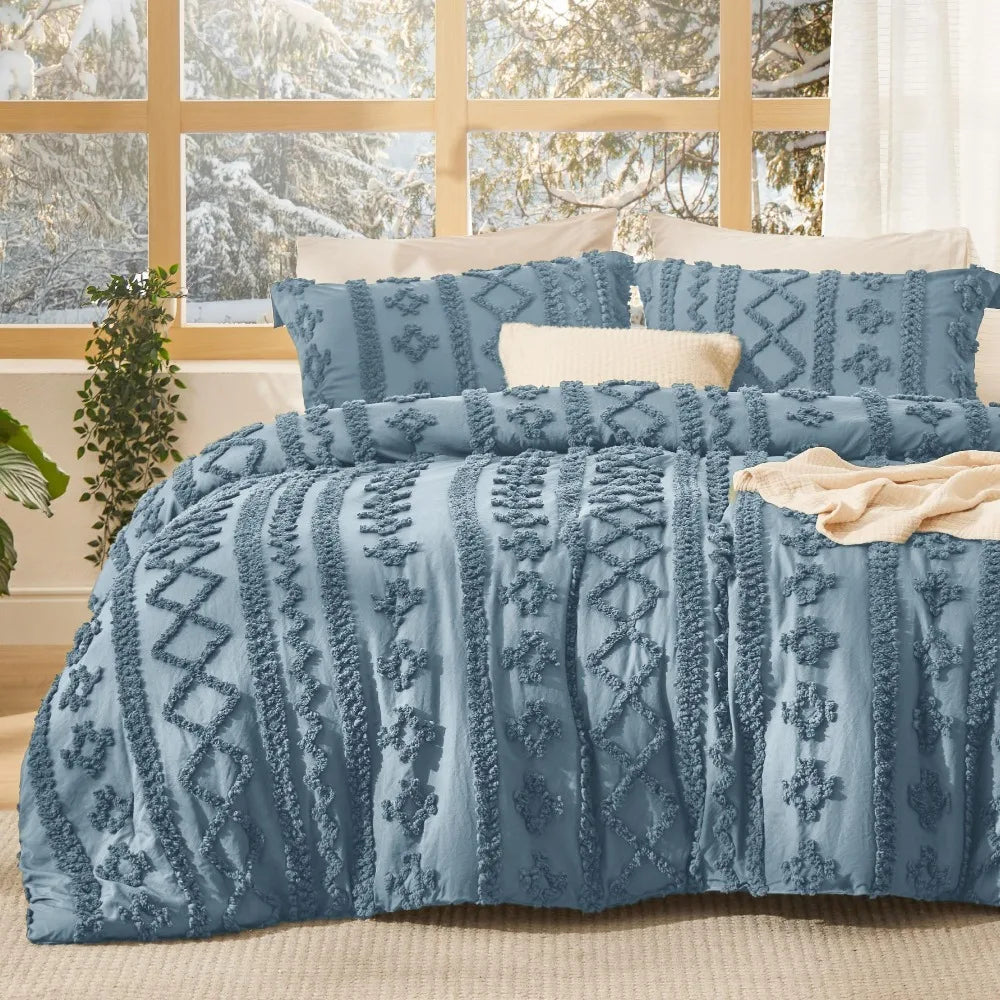 Bedsure Tufted GentleSoft™ 3 Pieces Farmhouse Shabby Chic Embroidery Bedding