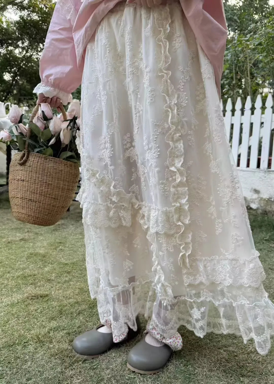 Lace Embroidery Skirts Women Vintage Pleated A-Line Skirt