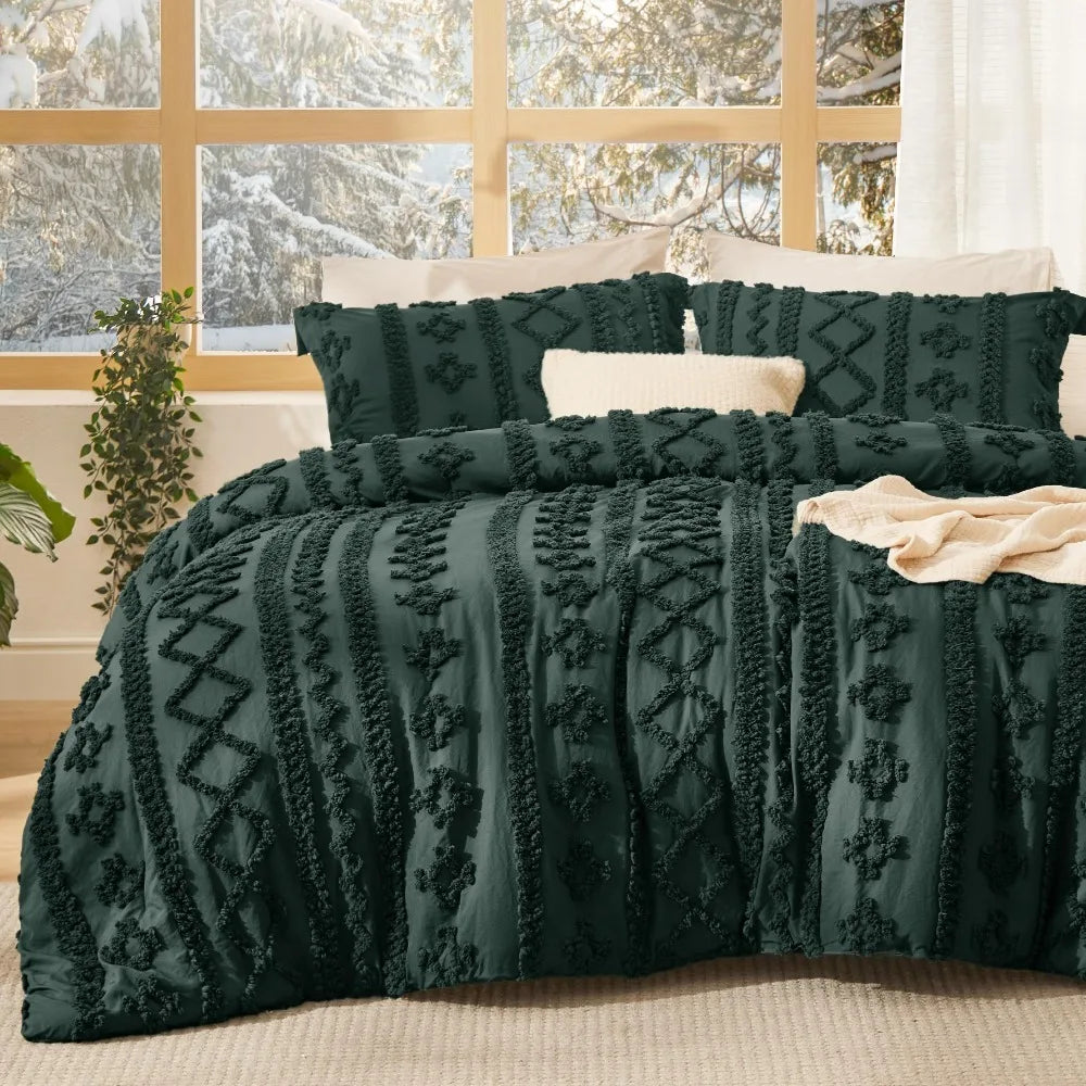 Bedsure Tufted GentleSoft™ 3 Pieces Farmhouse Shabby Chic Embroidery Bedding