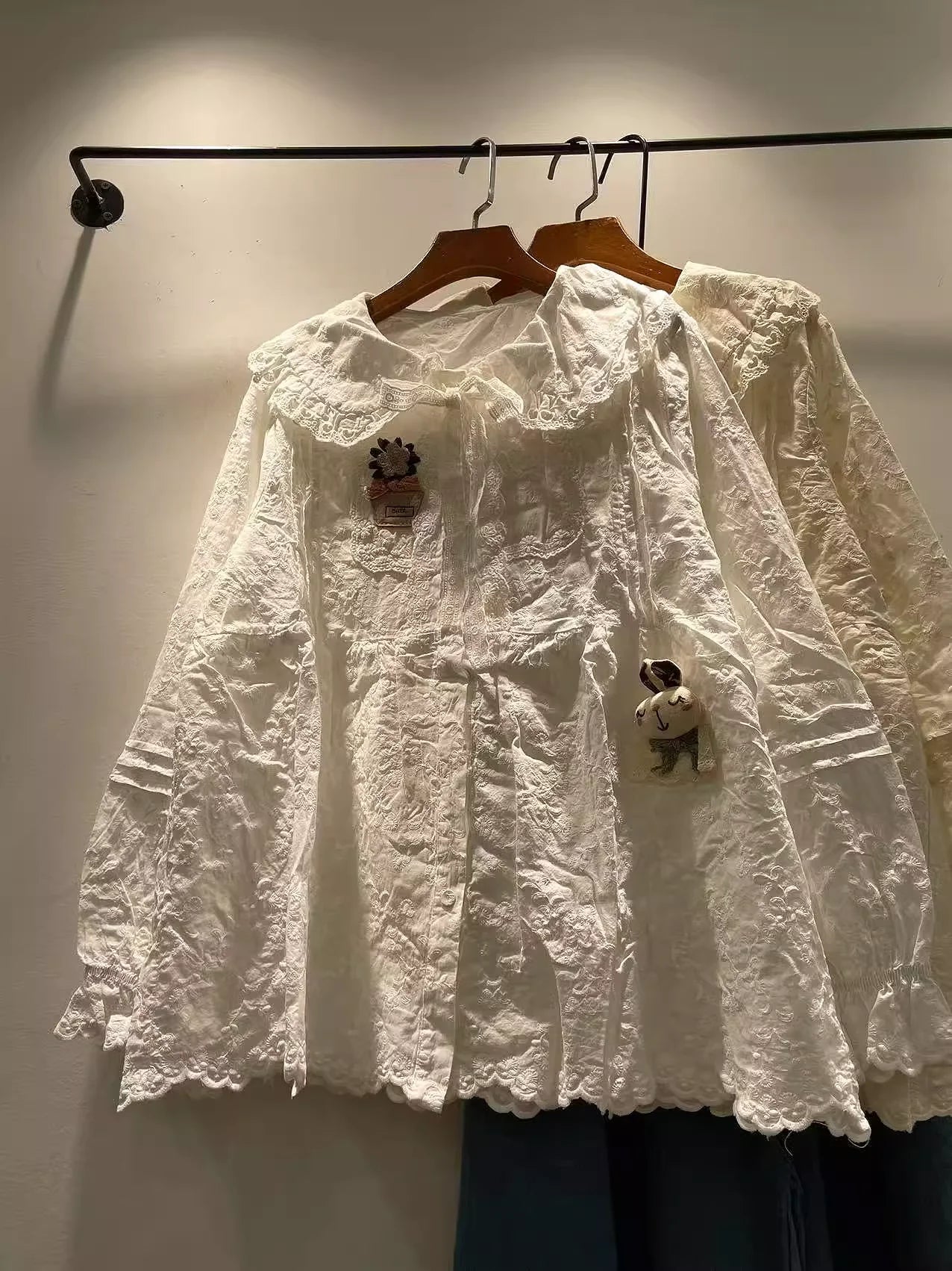 Sweet lolita clothing mori girl autumn Japanese white beige lace embroider shirts 100% cotton long sleeve blouses