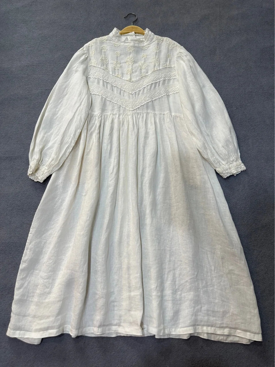 Johnature Japanese Mori Women Linen Embroidered Dress 2025 Autumn New Vintage French Puff Sleeves Lace Collar Autumn Long Dress