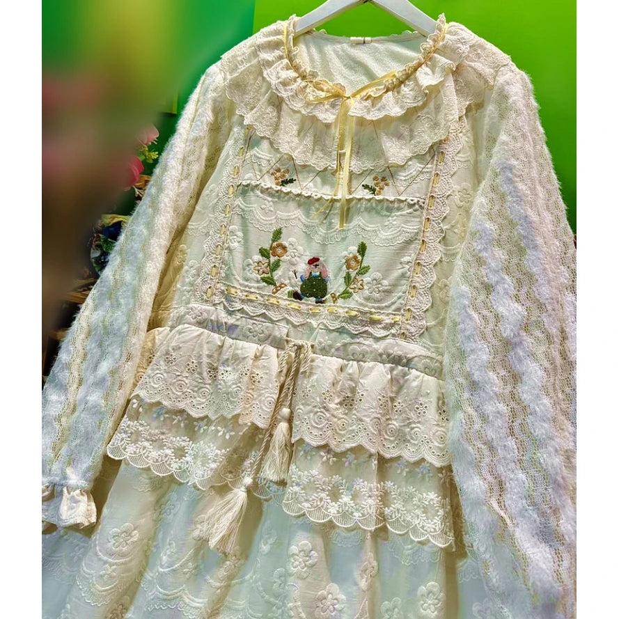 Patchwork Lace Pleated White Long Dress