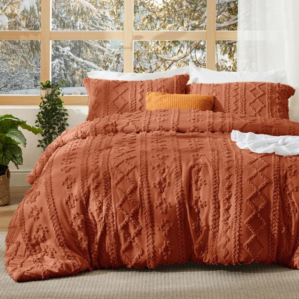 Bedsure Tufted GentleSoft™ 3 Pieces Farmhouse Shabby Chic Embroidery Bedding
