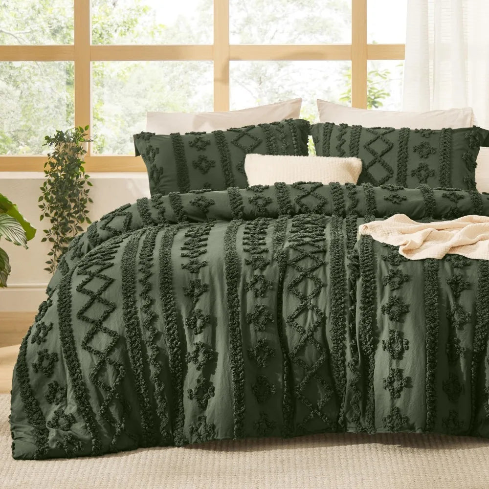 Bedsure Tufted GentleSoft™ 3 Pieces Farmhouse Shabby Chic Embroidery Bedding