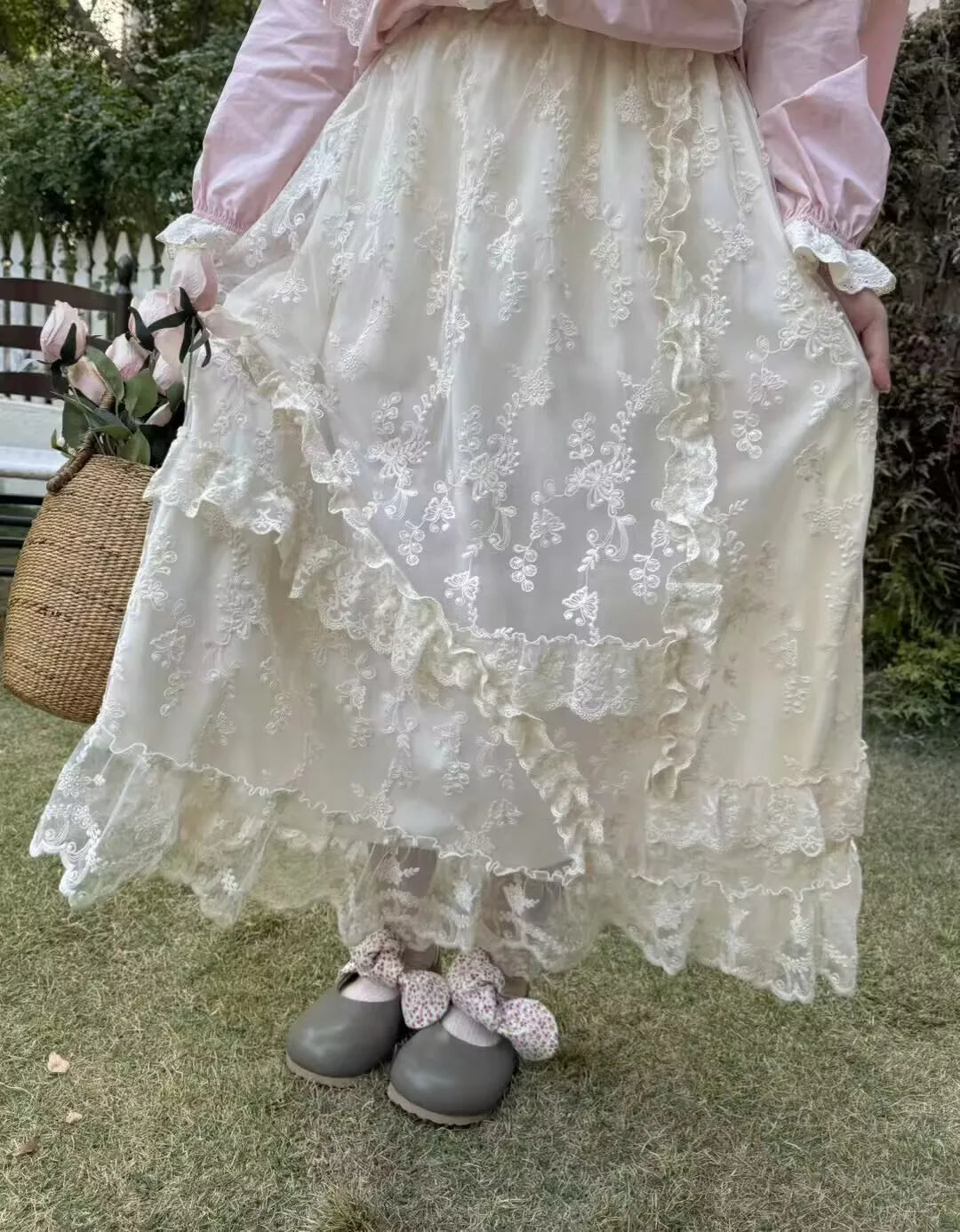Lace Embroidery Skirts Women Vintage Pleated A-Line Skirt