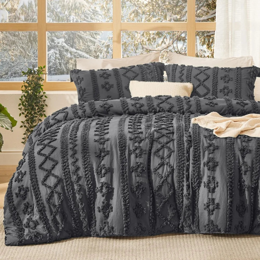 Bedsure Tufted GentleSoft™ 3 Pieces Farmhouse Shabby Chic Embroidery Bedding