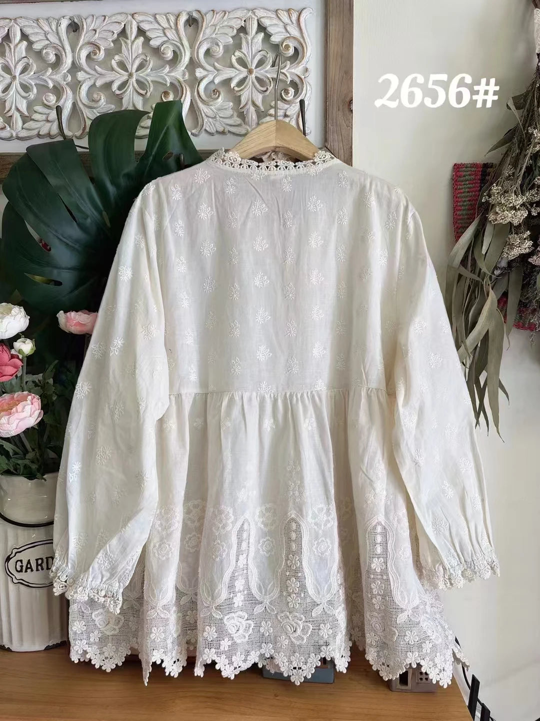 Japanese Sweet Mori Girl Embroidery Hollow Out Patchwork Cotton Shirts Women Spring New O-Neck Long Sleeve Casual Loose Tops
