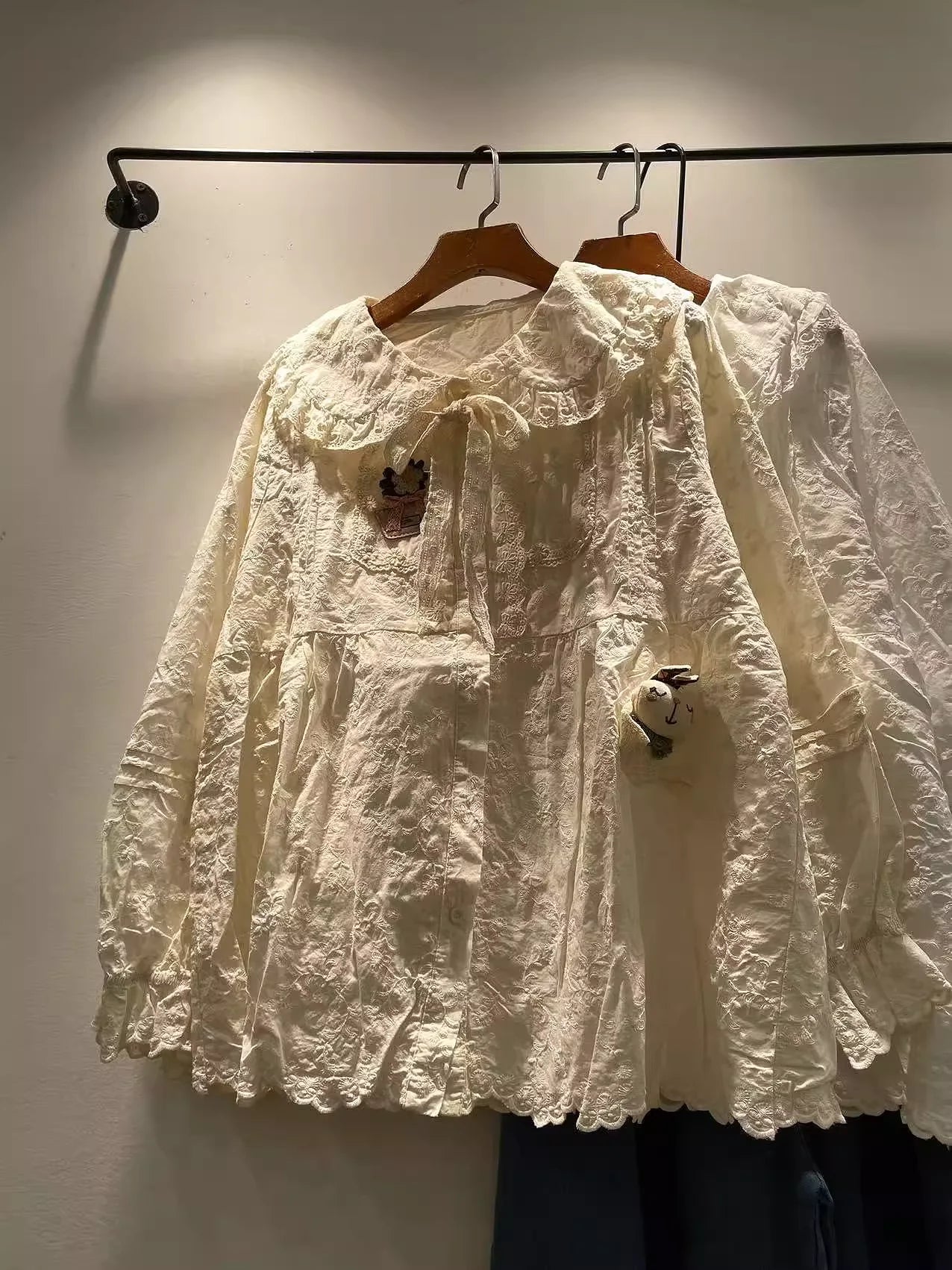 Sweet lolita clothing mori girl autumn Japanese white beige lace embroider shirts 100% cotton long sleeve blouses